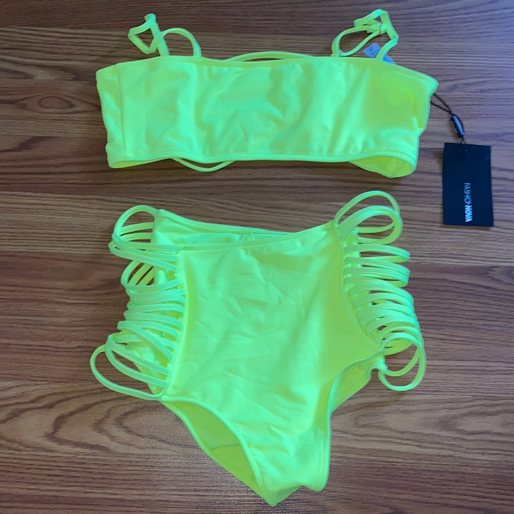 Brand New With Tags Fashion Nova Bikini